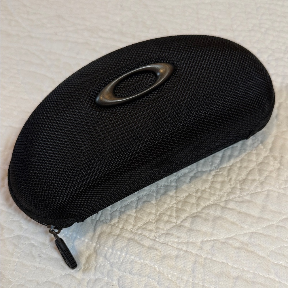 Oakley Black Textured Sunglasses Case